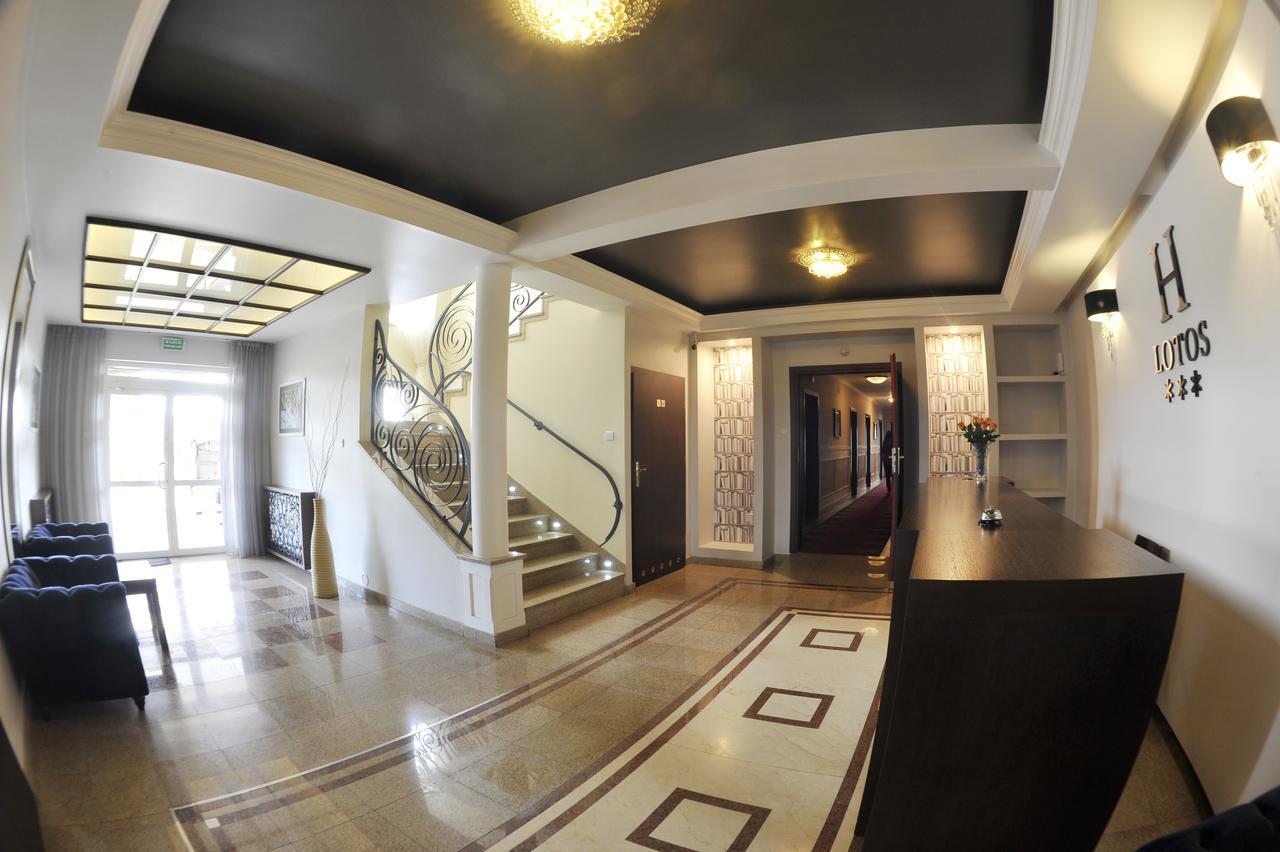 Hotel Lotos Woskrzenice Duze Екстериор снимка